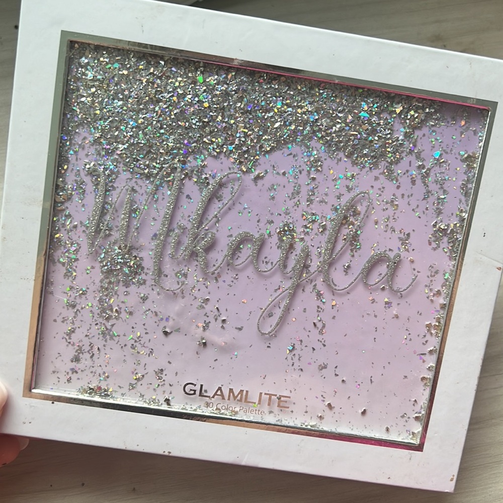 Glamlite Mikayla Original Eyeshadow Palette